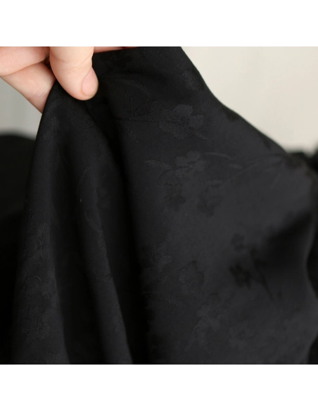Jasmine - Viscose tissage jacquard fleuri noir