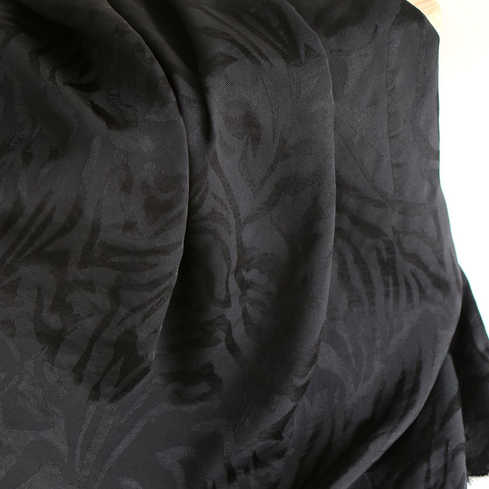 Janelle - Viscose tissage jacquard zèbre noir
