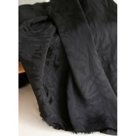 Janelle - Viscose tissage jacquard zèbre noir Janelle - Viscose tissage jacquard zèbre noir