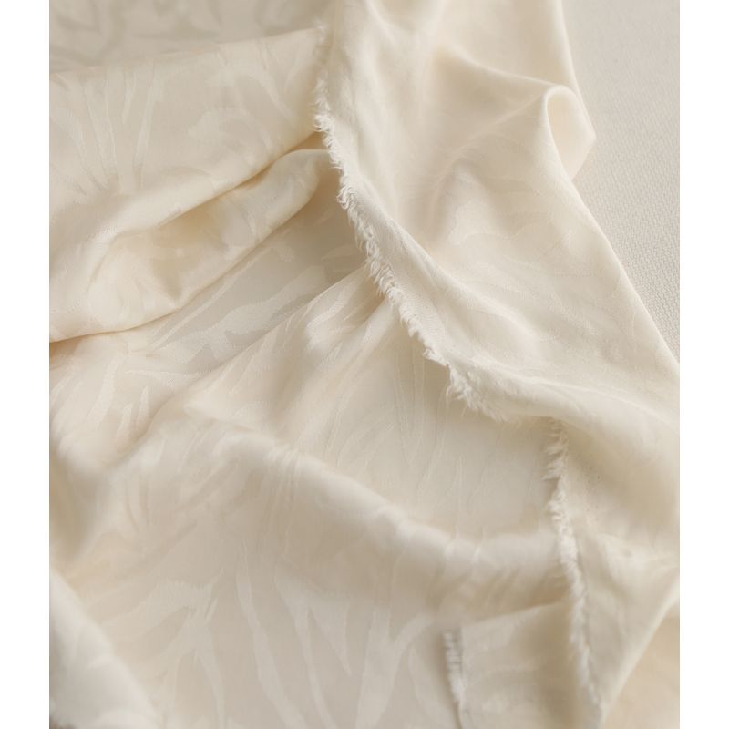 Janelle - Viscose tissage jacquard zèbre écru