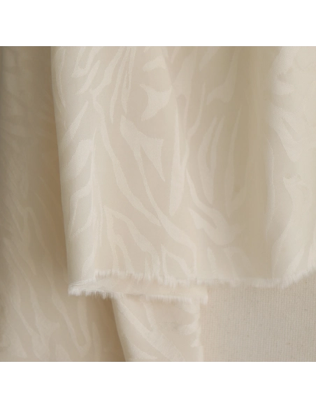 Janelle - Viscose tissage jacquard zèbre écru