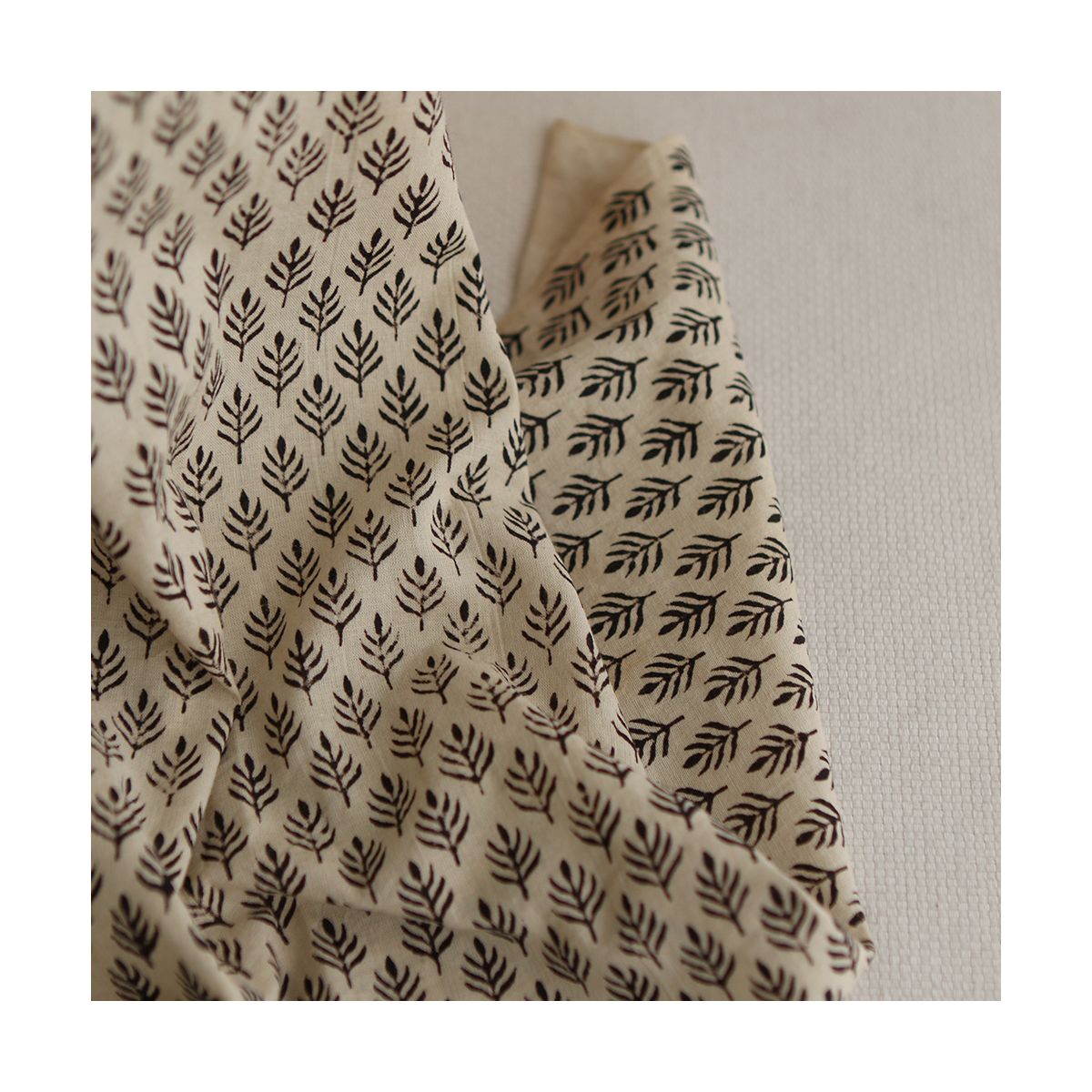 Kamala B - Tissu indien coton hand block traditionnel Kamala B - Tissu indien coton hand block traditionnel
