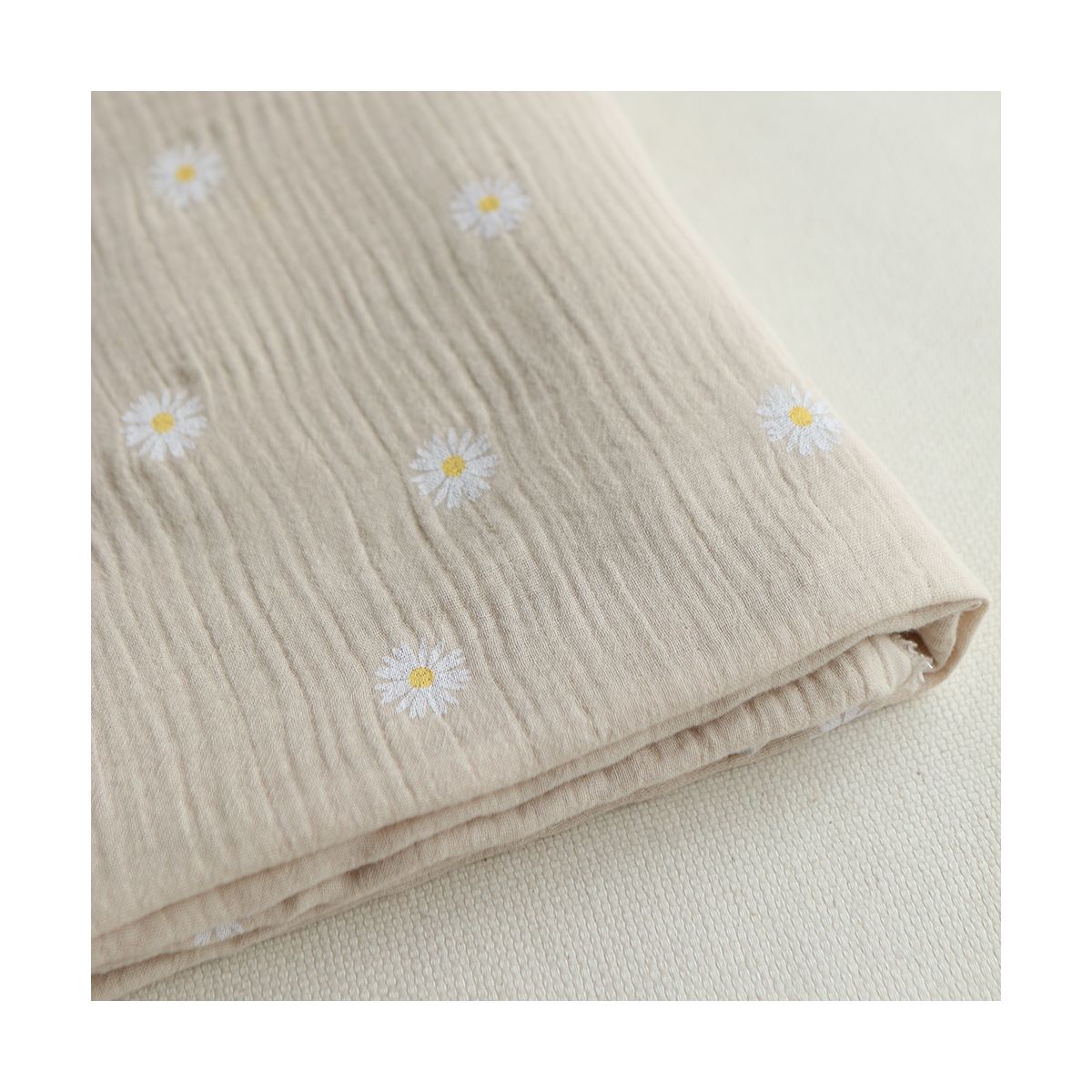 Daisy - Double gaze coton BIO motif exclusif fond crème Daisy - Double gaze coton BIO motif exclusif fond crème
