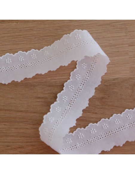 Galon coton broderie blanc30mm x1m