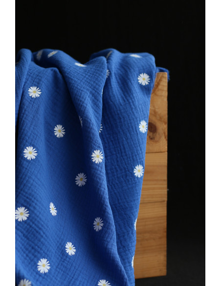 Daisy - Double gaze coton BIO motif exclusif fond bleu cobalt