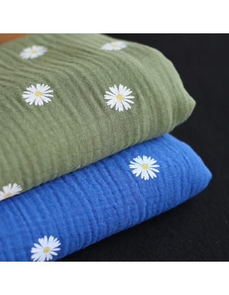 Daisy - Double gaze coton BIO motif exclusif fond bleu cobalt