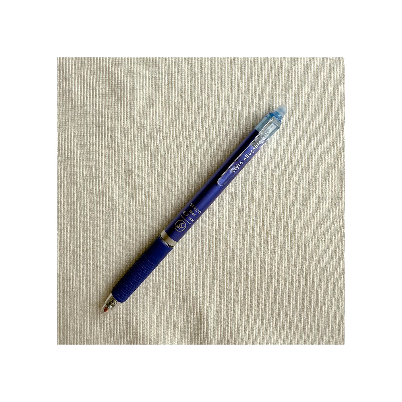 Illustration de couleur violette et bleue photo - Photo Violet Gratuite sur