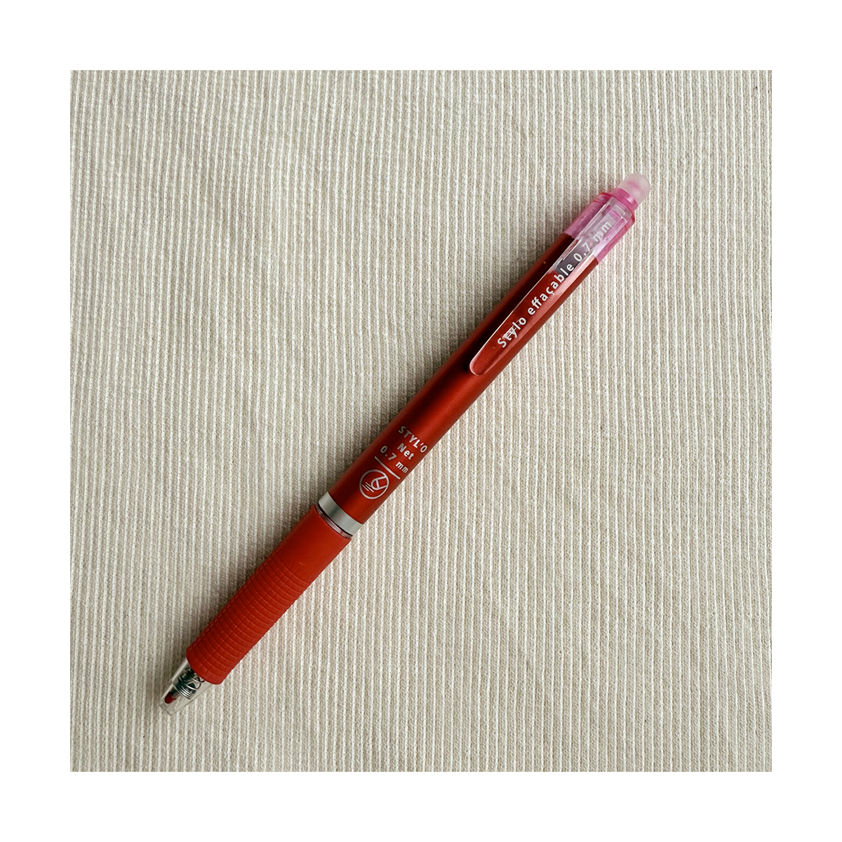 Stylo à friction effaçable à la chaleur 7mm Rouge Stylo à friction effaçable à la chaleur 7mm Rouge