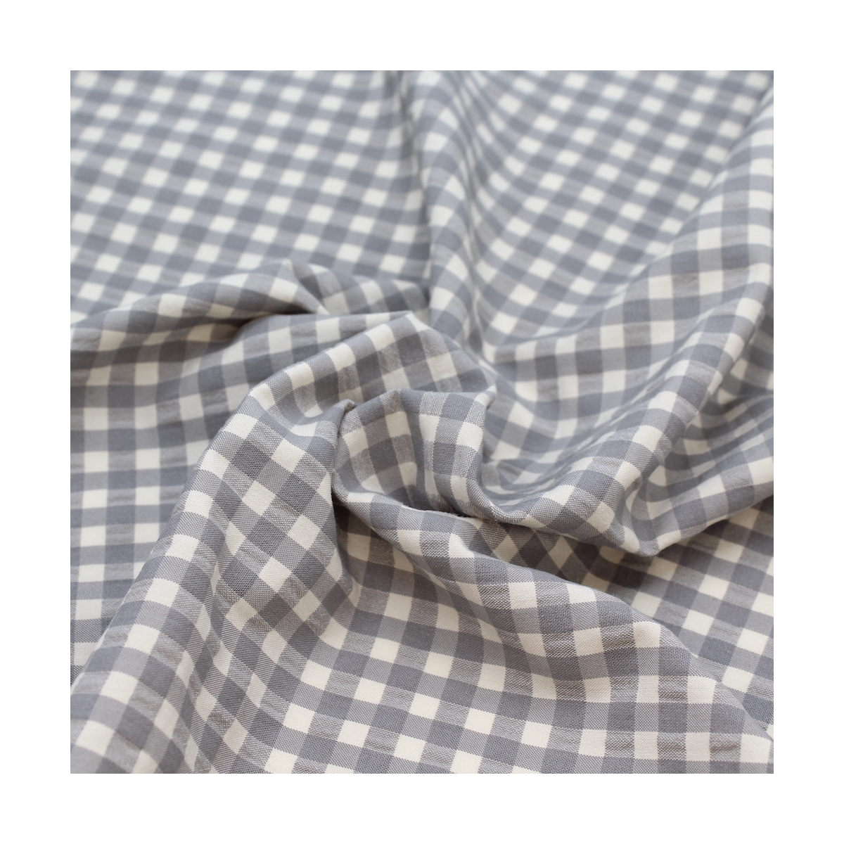 Seersucker / Coton gaufré vichy moyen GRIS écru Seersucker / Coton gaufré vichy moyen GRIS écru