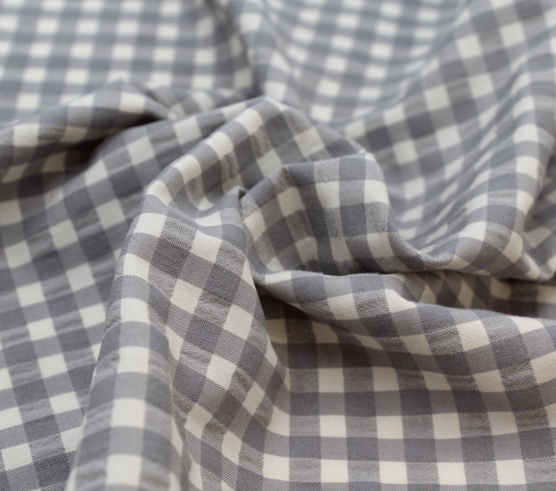 Seersucker / Coton gaufré vichy moyen GRIS écru
