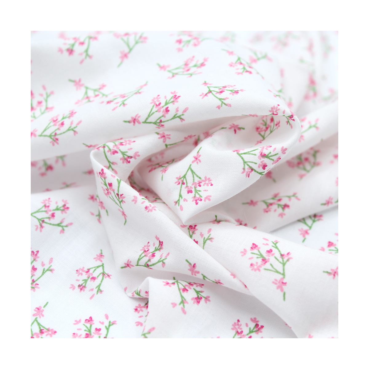 Batiste de coton bio SILKYNE à imprimé fleuri Batiste de coton bio SILKYNE à imprimé fleuri