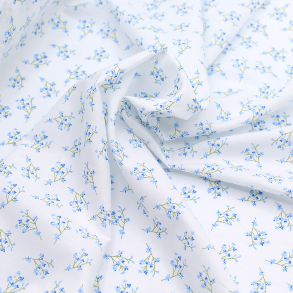 Batiste de coton bio SILKYNE à imprimé fleuri