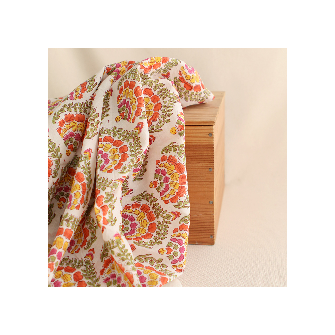 Tissu indien coton hand block print traditionnel rouge imprimé Ravi