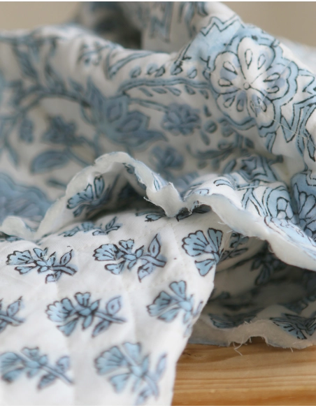 Amayra - Tissu indien matelassé double face coton hand block teal largeur 100cm