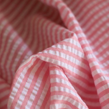 Seersucker / Coton mélangé gaufré rayures candy rose