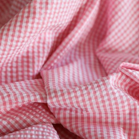 Seersucker / Coton mélangé gaufré vichy candy rose Seersucker / Coton mélangé gaufré vichy candy rose