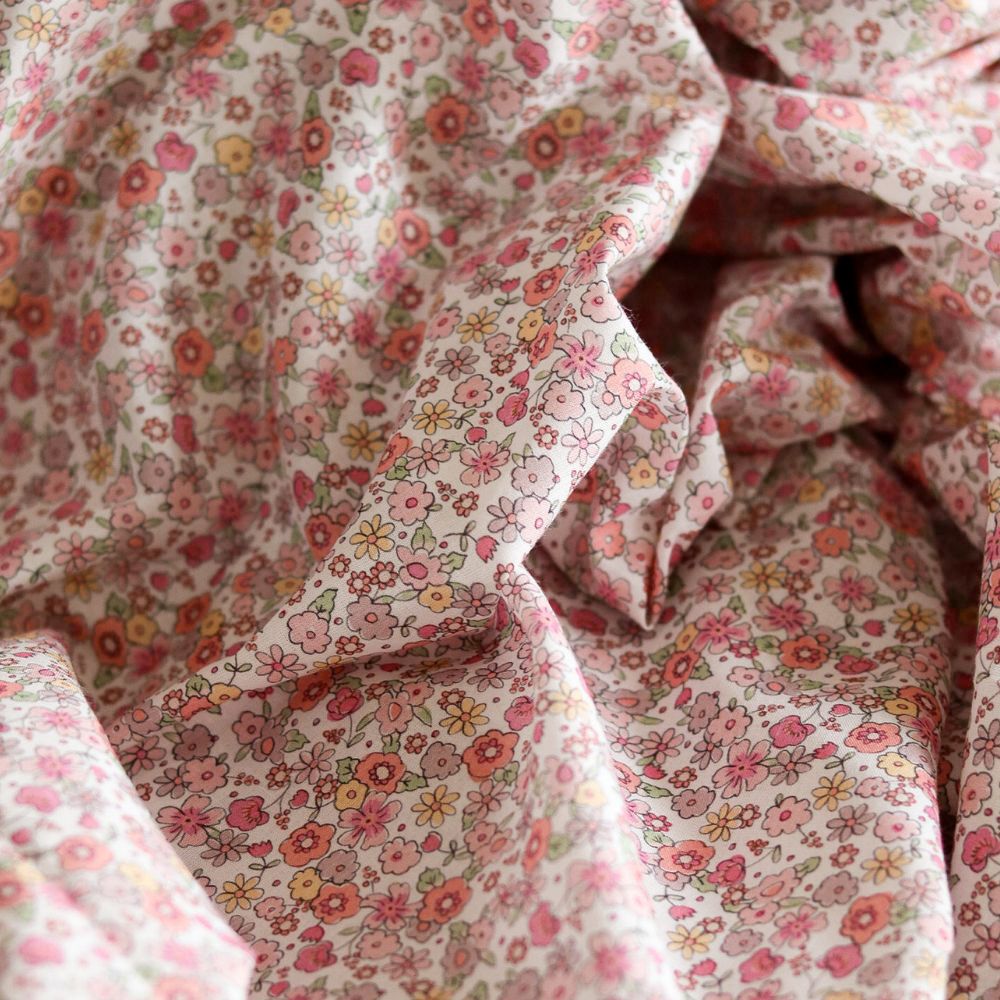 Emilie - Batiste de coton SILKYNE à imprimé fleuri rose