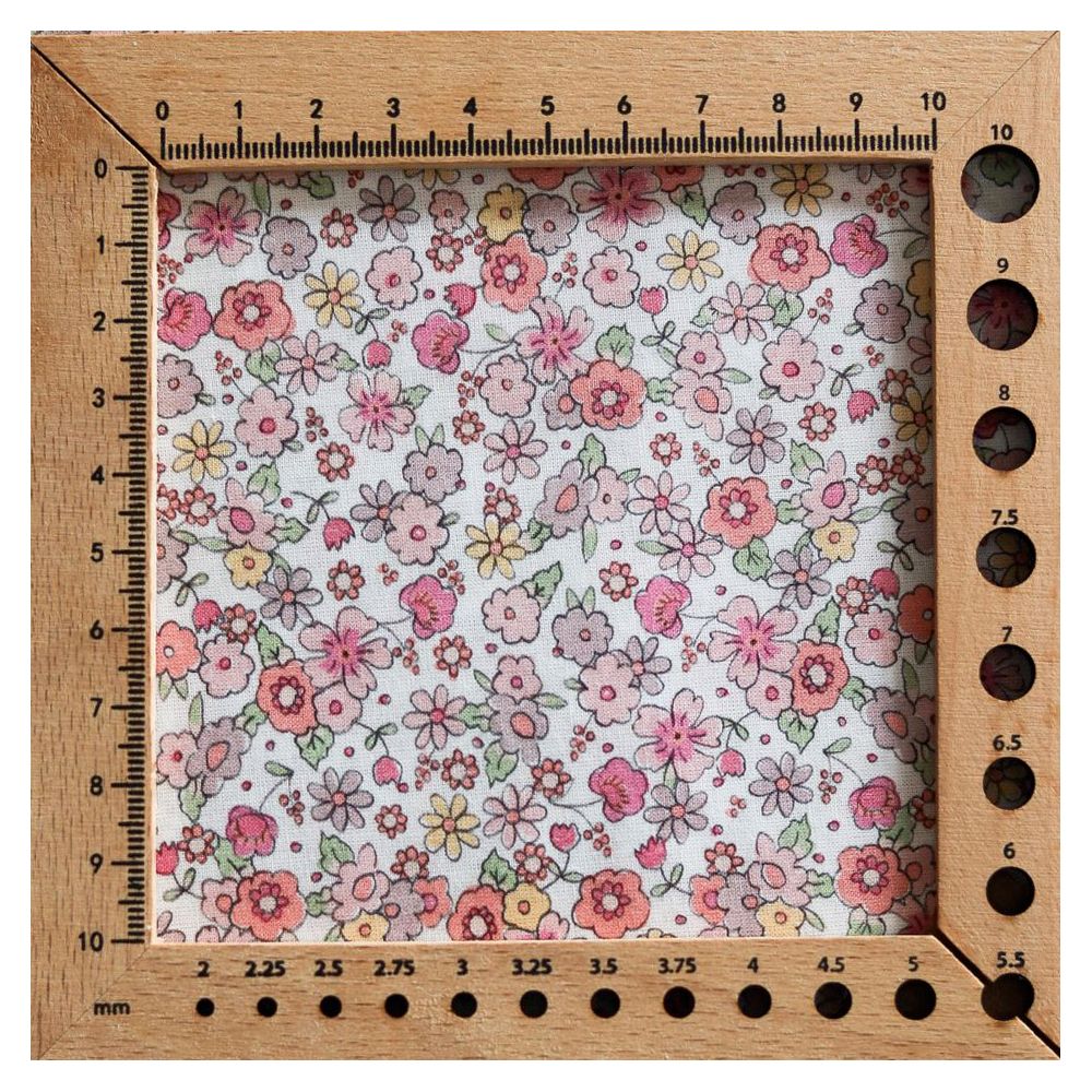 Emilie - Batiste de coton SILKYNE à imprimé fleuri rose