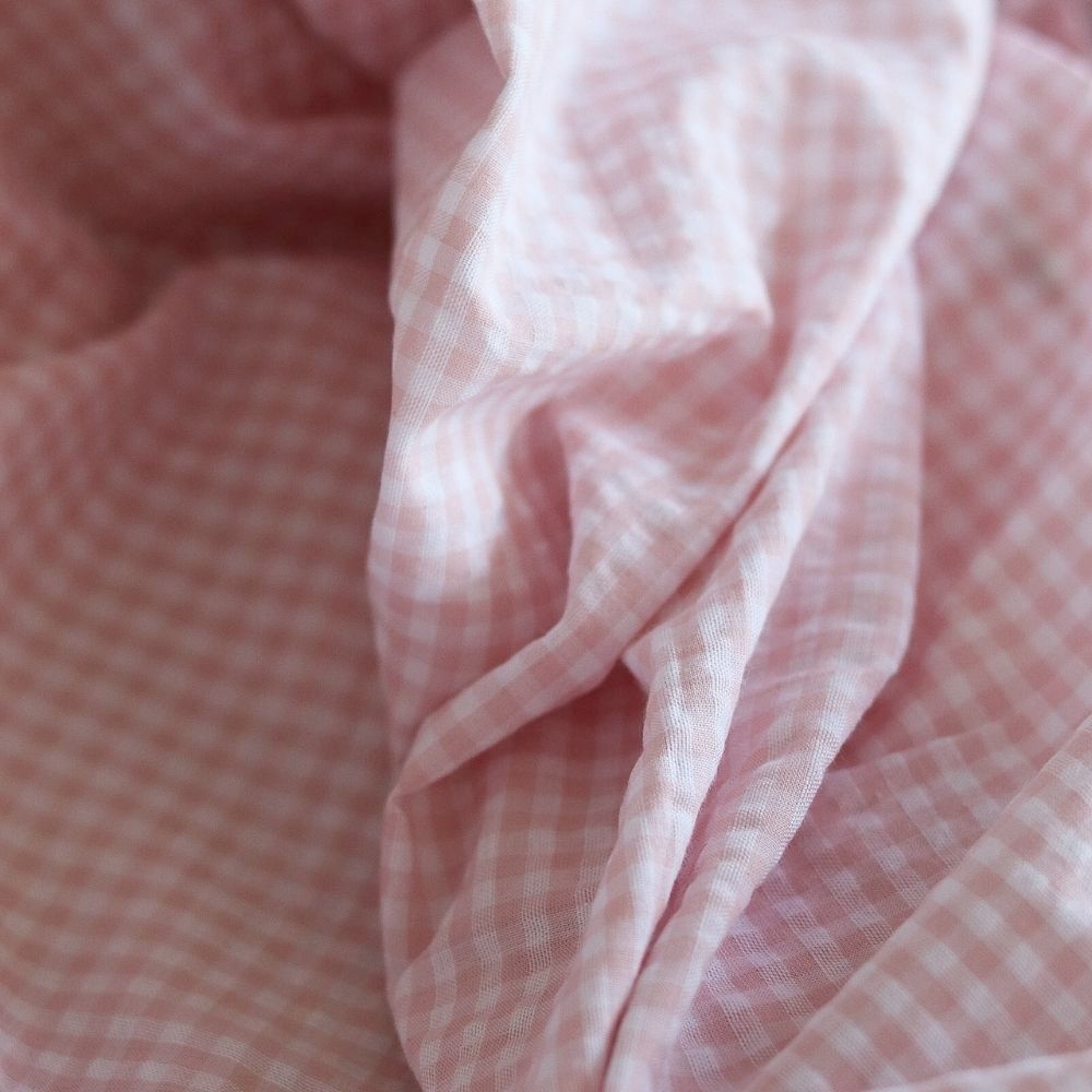 Seersucker / Coton gaufré vichy blanc et rose nude