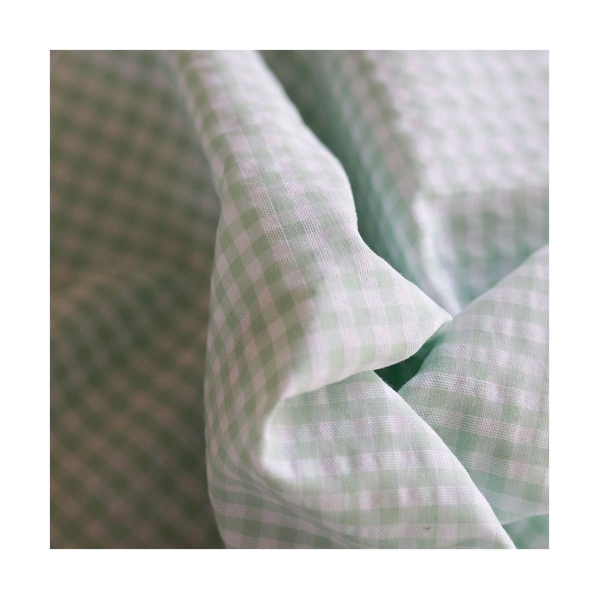 Seersucker / Coton gaufré vichy blanc et vert d'eau