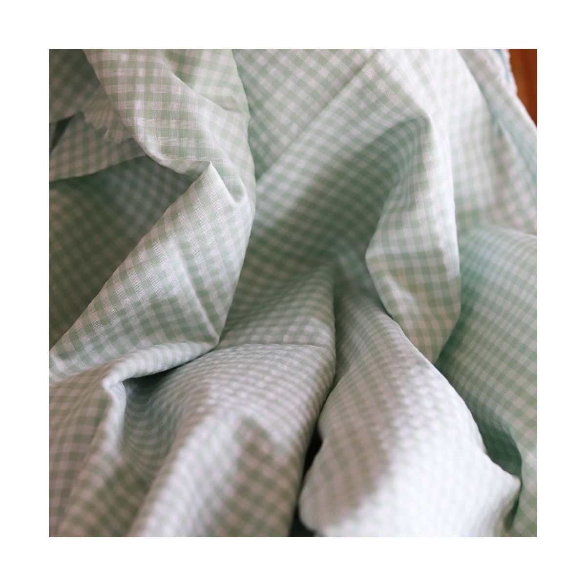Seersucker / Coton gaufré vichy blanc et vert d'eau