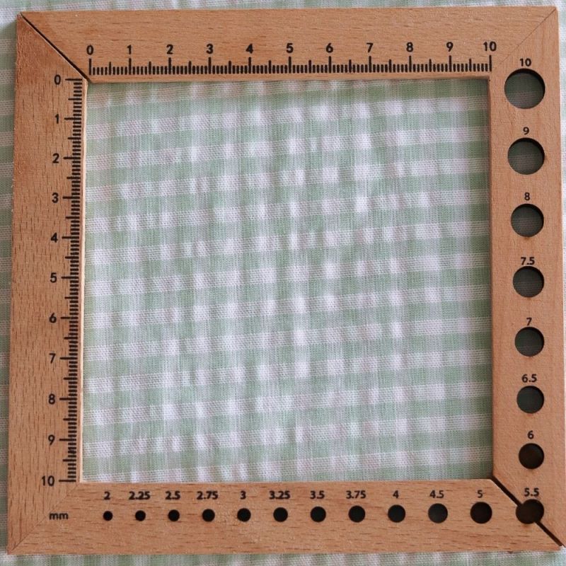 Seersucker / Coton gaufré vichy blanc et vert d'eau