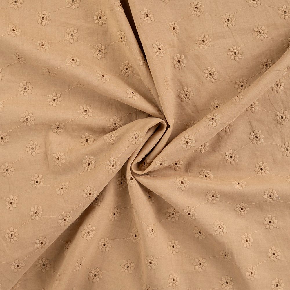 Voile de coton broderies fleuri ton sur ton camel clair