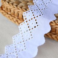 Galon coton broderie blanc65mm x1m