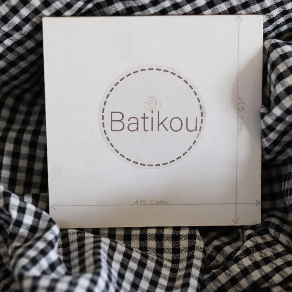 Seersucker / Coton mélangé gaufré vichy blanc et noir