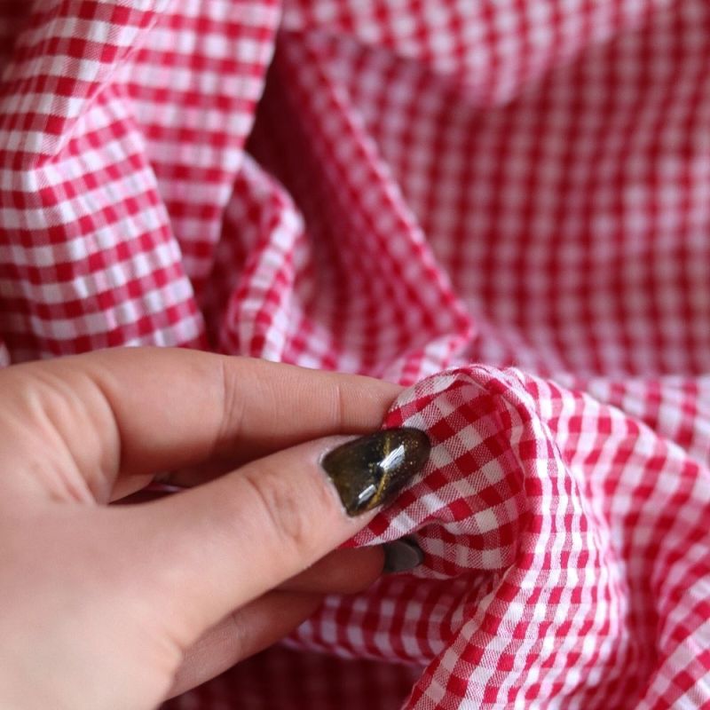 Seersucker / Coton mélangé gaufré vichy blanc et rouge