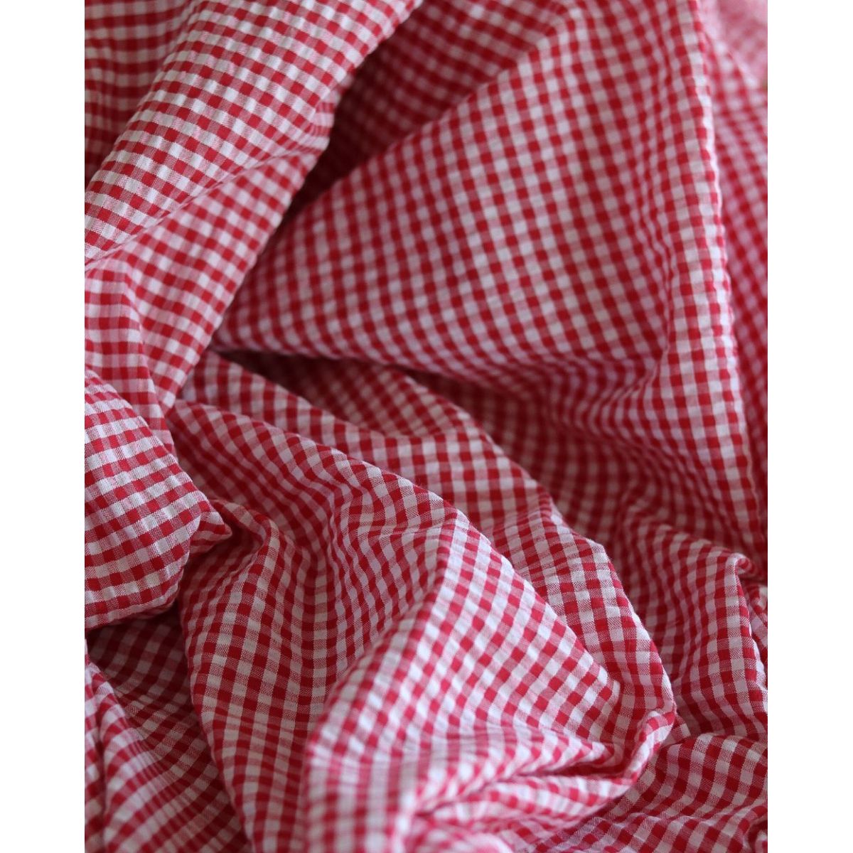 Seersucker / Coton mélangé gaufré vichy blanc et rouge Seersucker / Coton mélangé gaufré vichy blanc et rouge