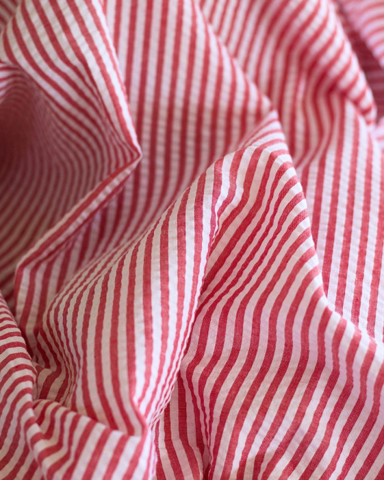 Seersucker / Coton mélangé gaufré rayures blanc et rouge