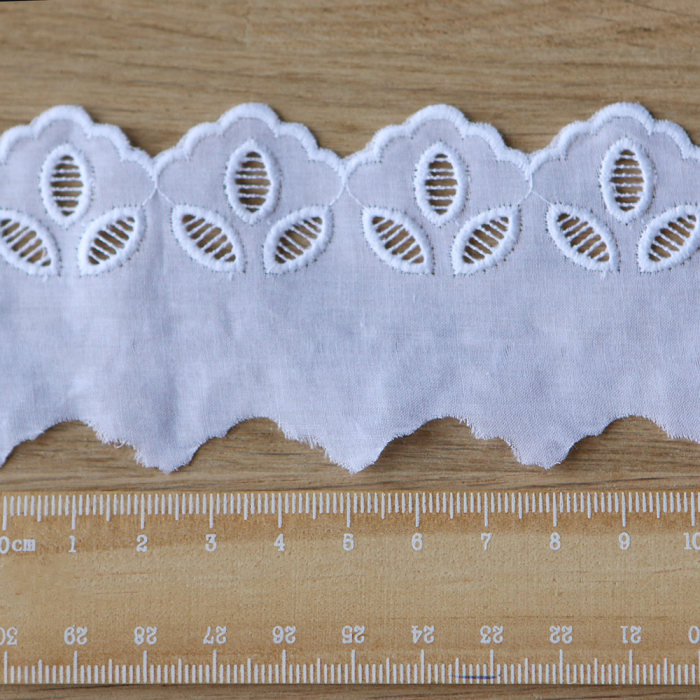 copy of Galon coton broderie anglaise brodé 25mm x 1m blanc
