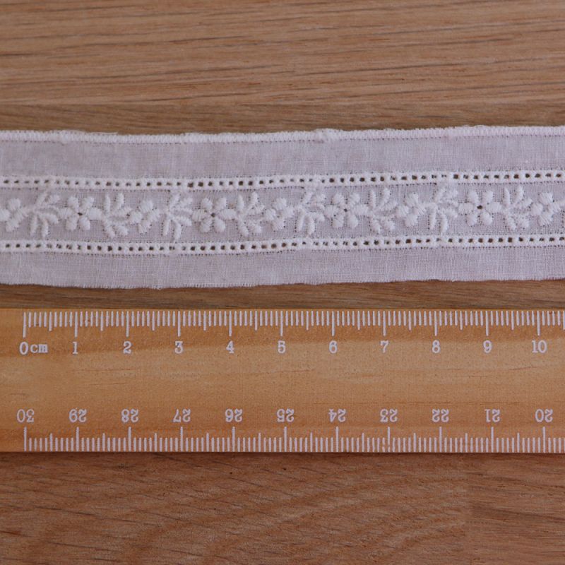 Galon coton broderie anglaise brodé 30mm x 1m blanc