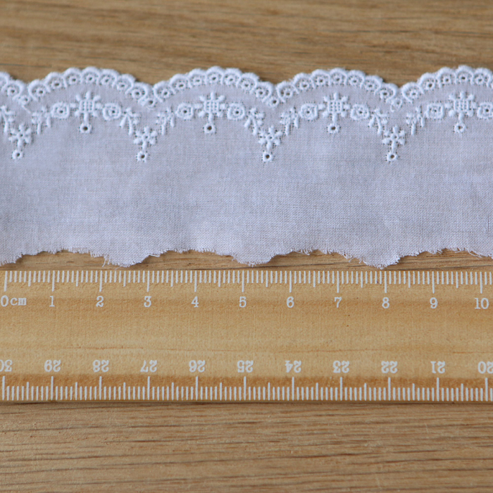 Galon coton broderie anglaise brodé 40mm x 1m blanc