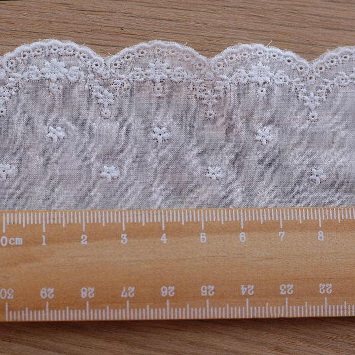 Galon coton broderie anglaise brodé 70mm x 1m blanc