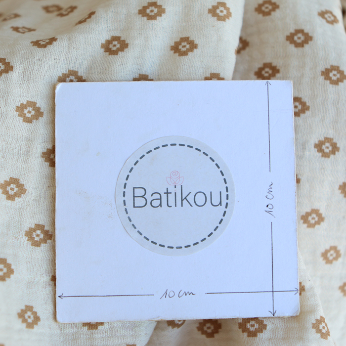 Maya - Double gaze coton BIO motif fond écru camel