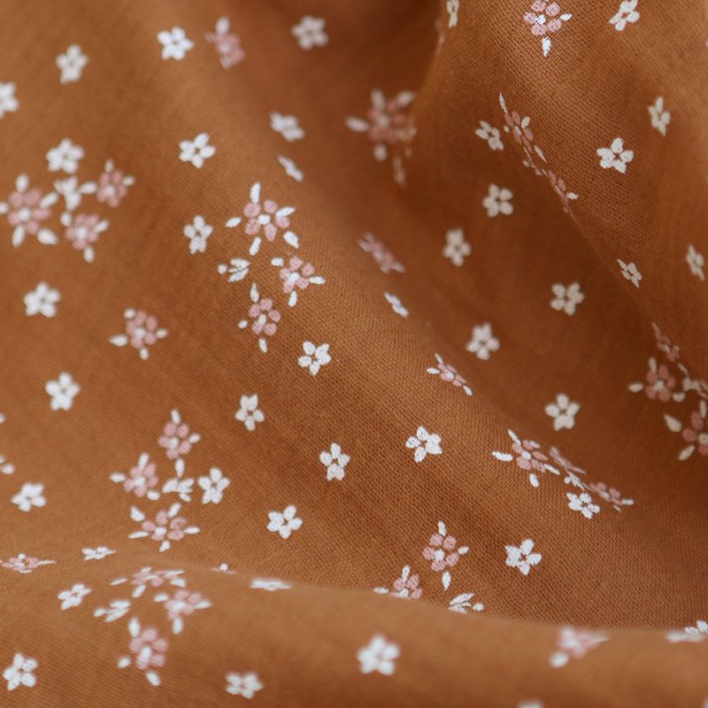 Lena - Double gaze de coton motif fleuri fond écureuil