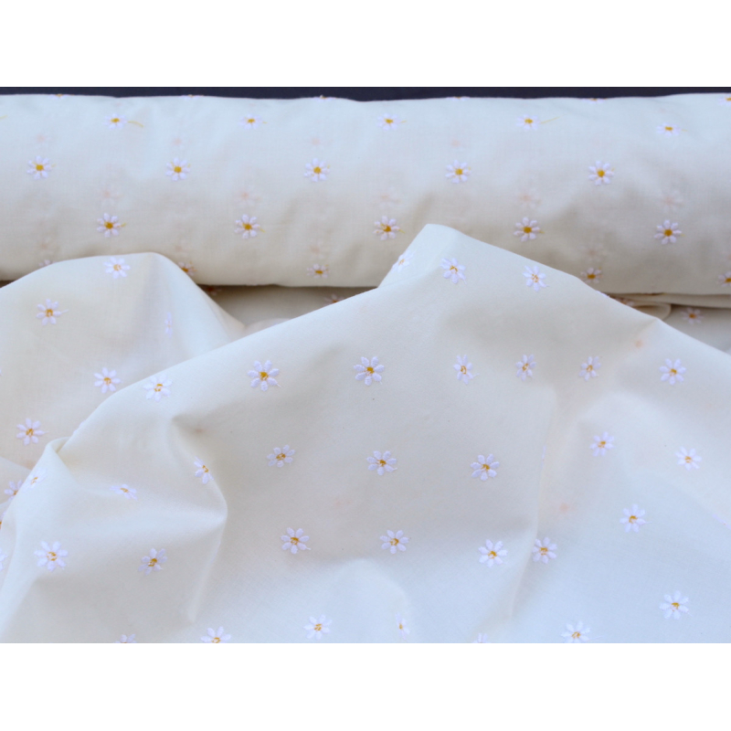 Tissu coton organique broderies fleurs pâquerettes