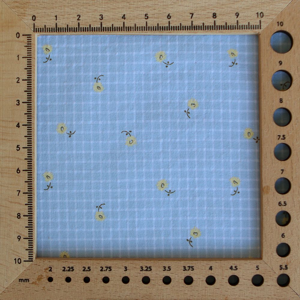 Seersucker quadrillage fin minis fleurs fond bleu