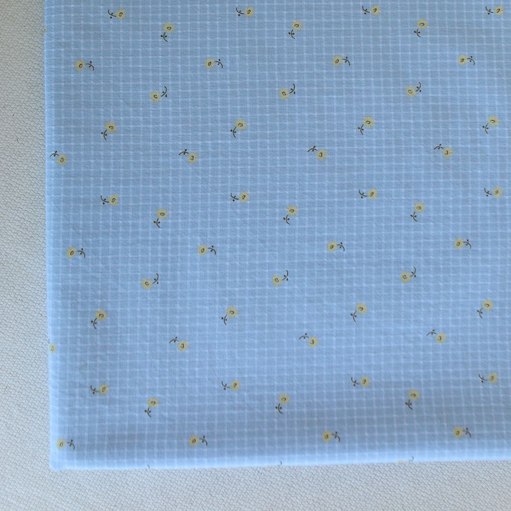 Seersucker quadrillage fin minis fleurs fond bleu