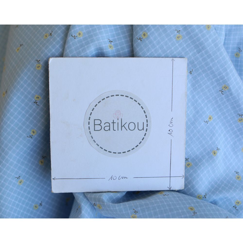 Seersucker quadrillage fin minis fleurs fond bleu