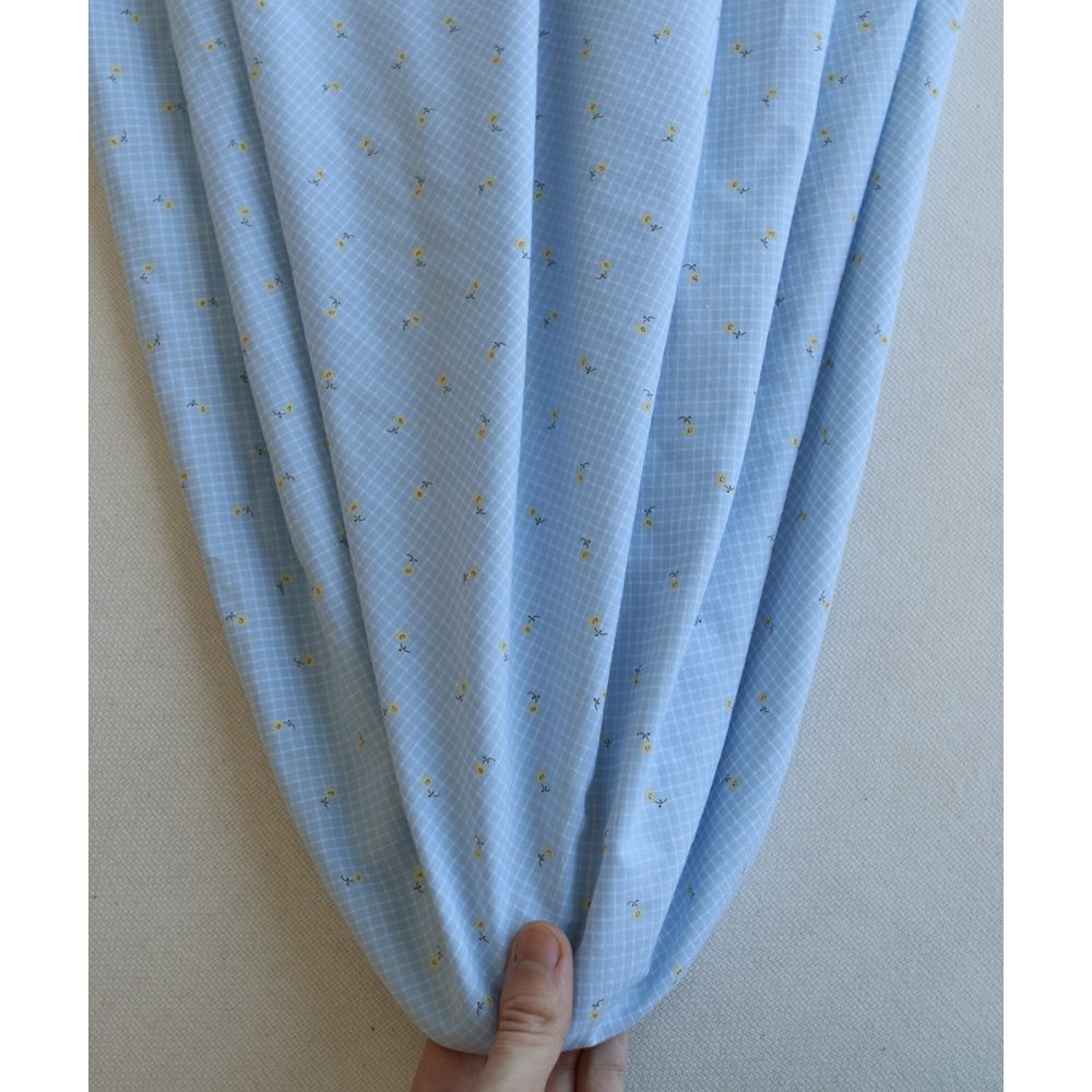 Seersucker quadrillage fin minis fleurs fond bleu