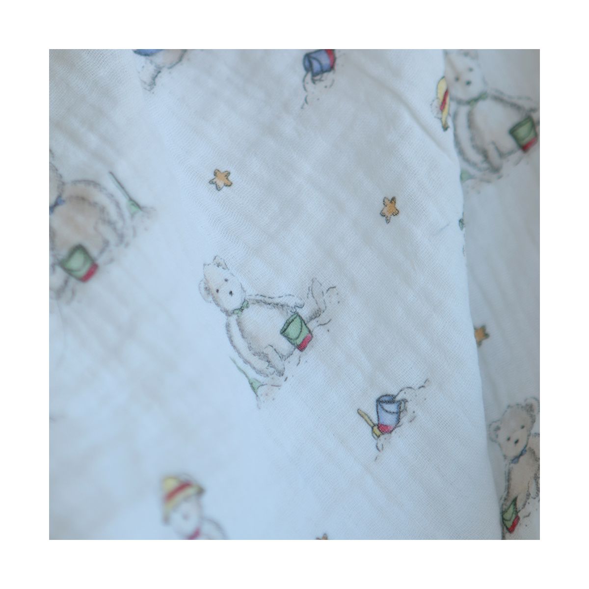 Barry - Double gaze de coton motif ourson à la plage Barry - Double gaze de coton motif ourson à la plage