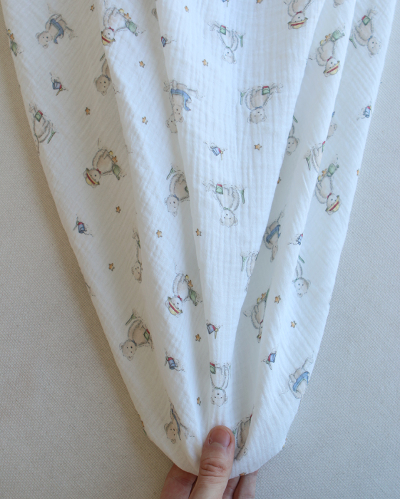 Barry - Double gaze de coton motif ourson à la plage