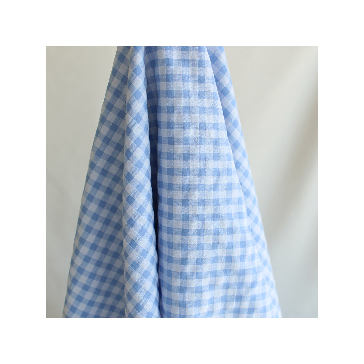 Seersucker / Coton gaufré vichy 6mm bleuet Seersucker / Coton gaufré vichy 6mm bleuet