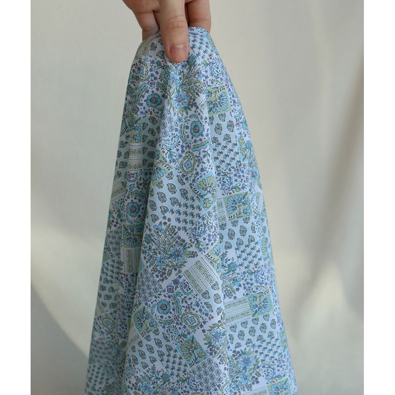 Isabelle - Batiste de coton à imprimé patchwork bleu