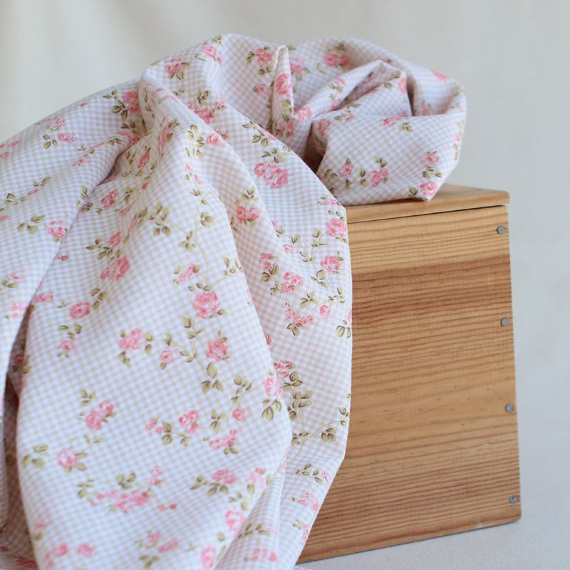 Soline - Seersucker / Coton gaufré vichy mini 2mm beige à motif fleuri