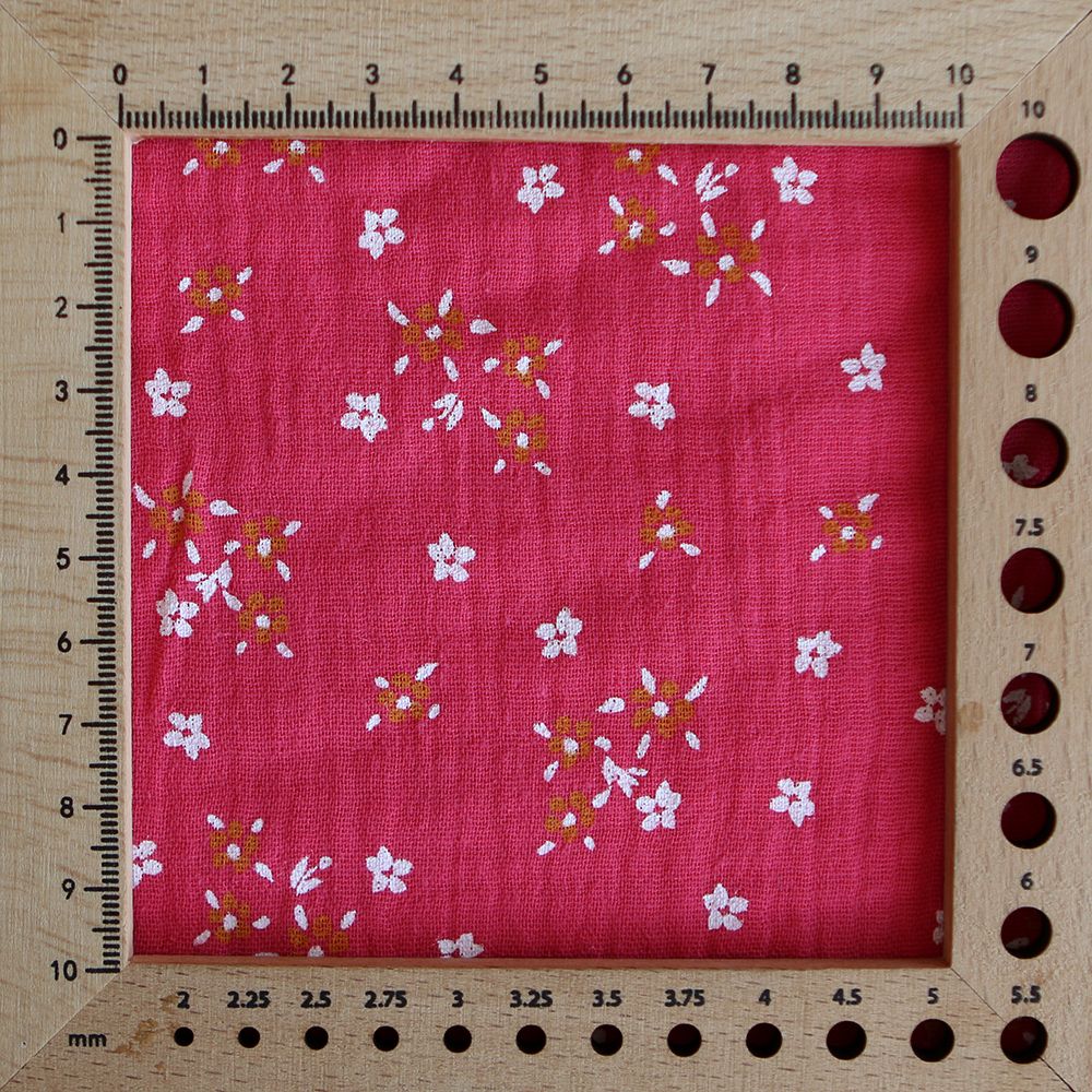 Lena - Double gaze de coton motif fleuri fond framboise
