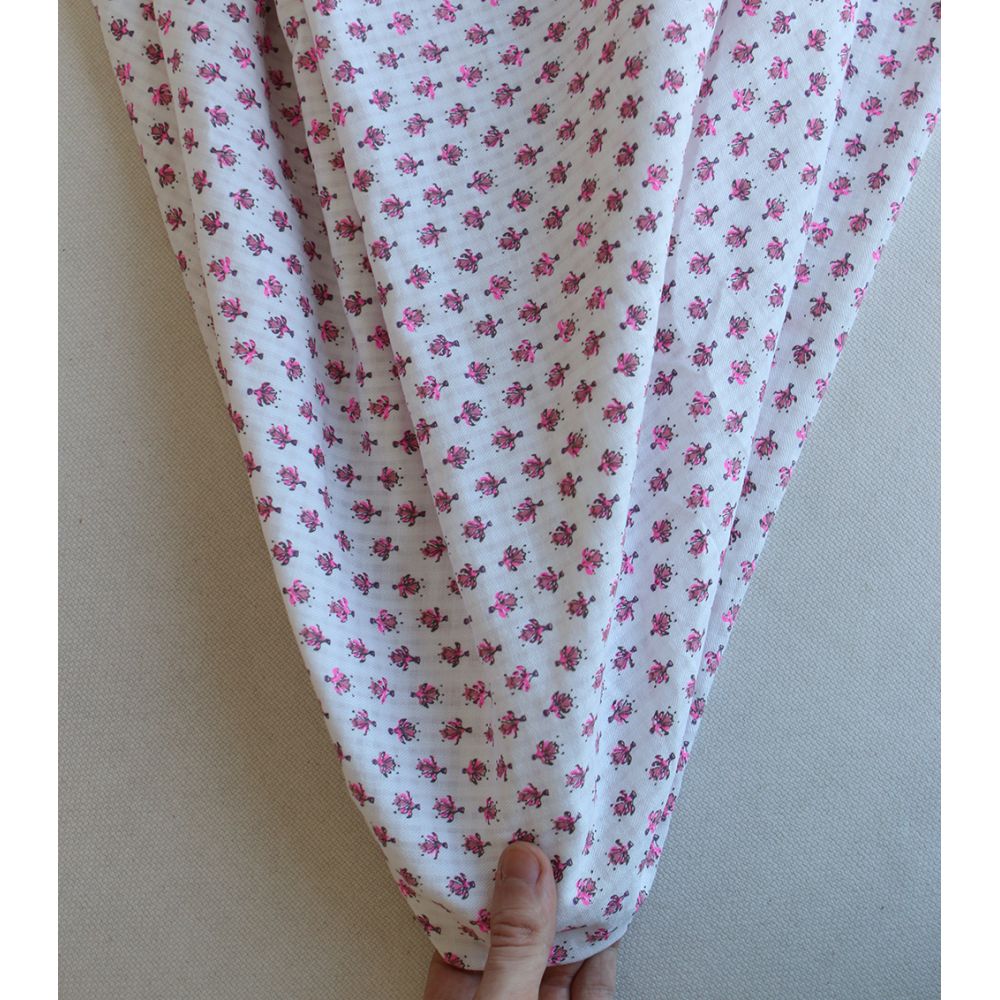 Seersucker / Coton gaufré doux fond blanc cassé petite indienne rose fluo